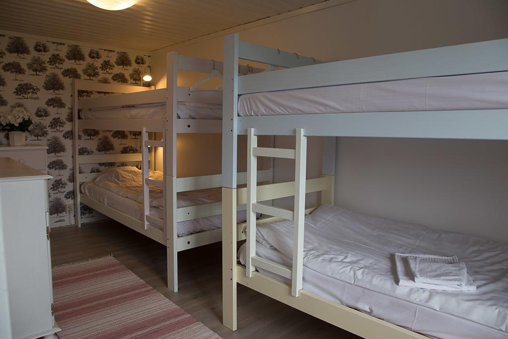 Lantluft Hotel Gullholma Room photo